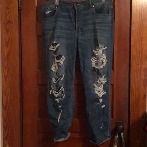 American Eagle Tomgirl Ripped Jeans